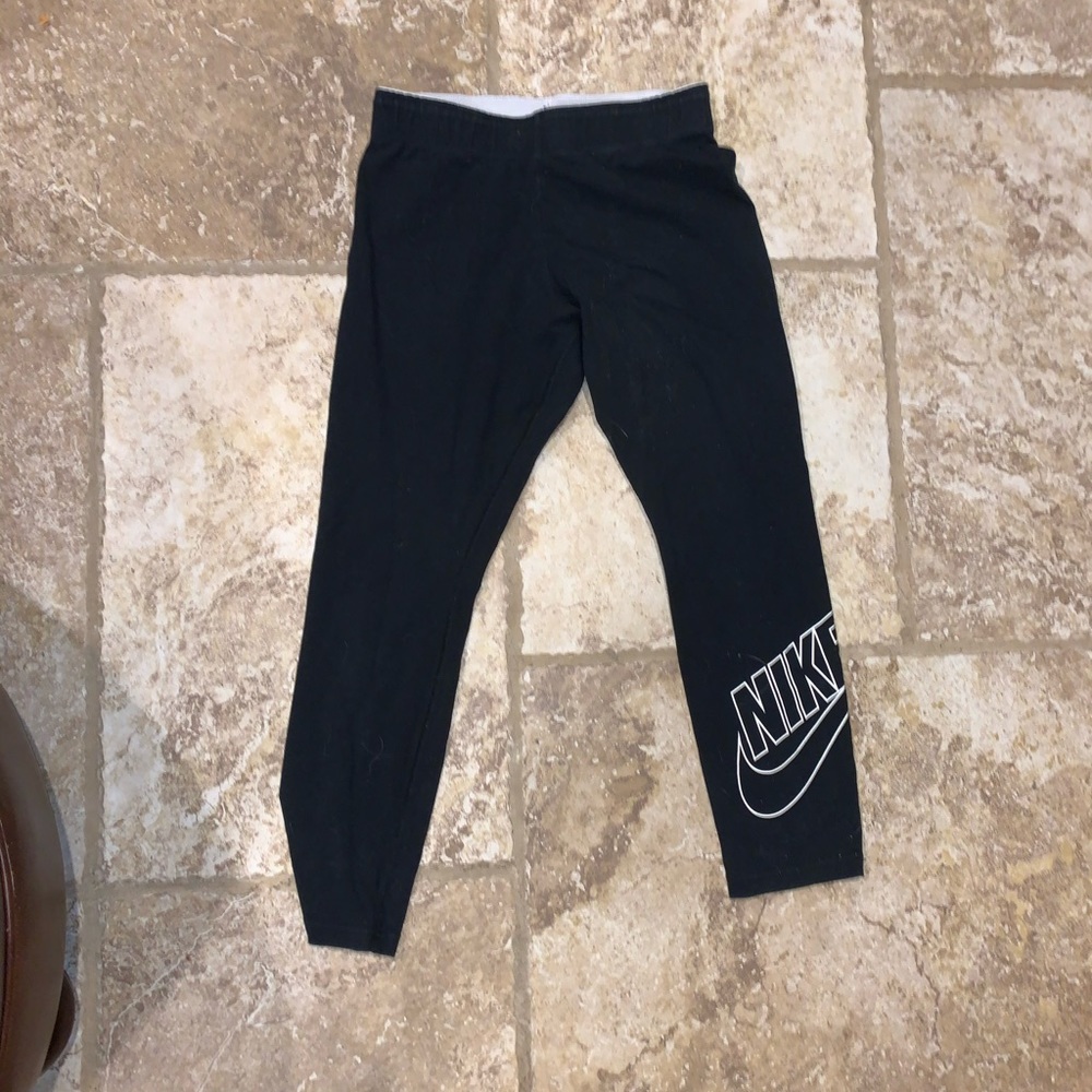 CROP NIKE LEGGINGS